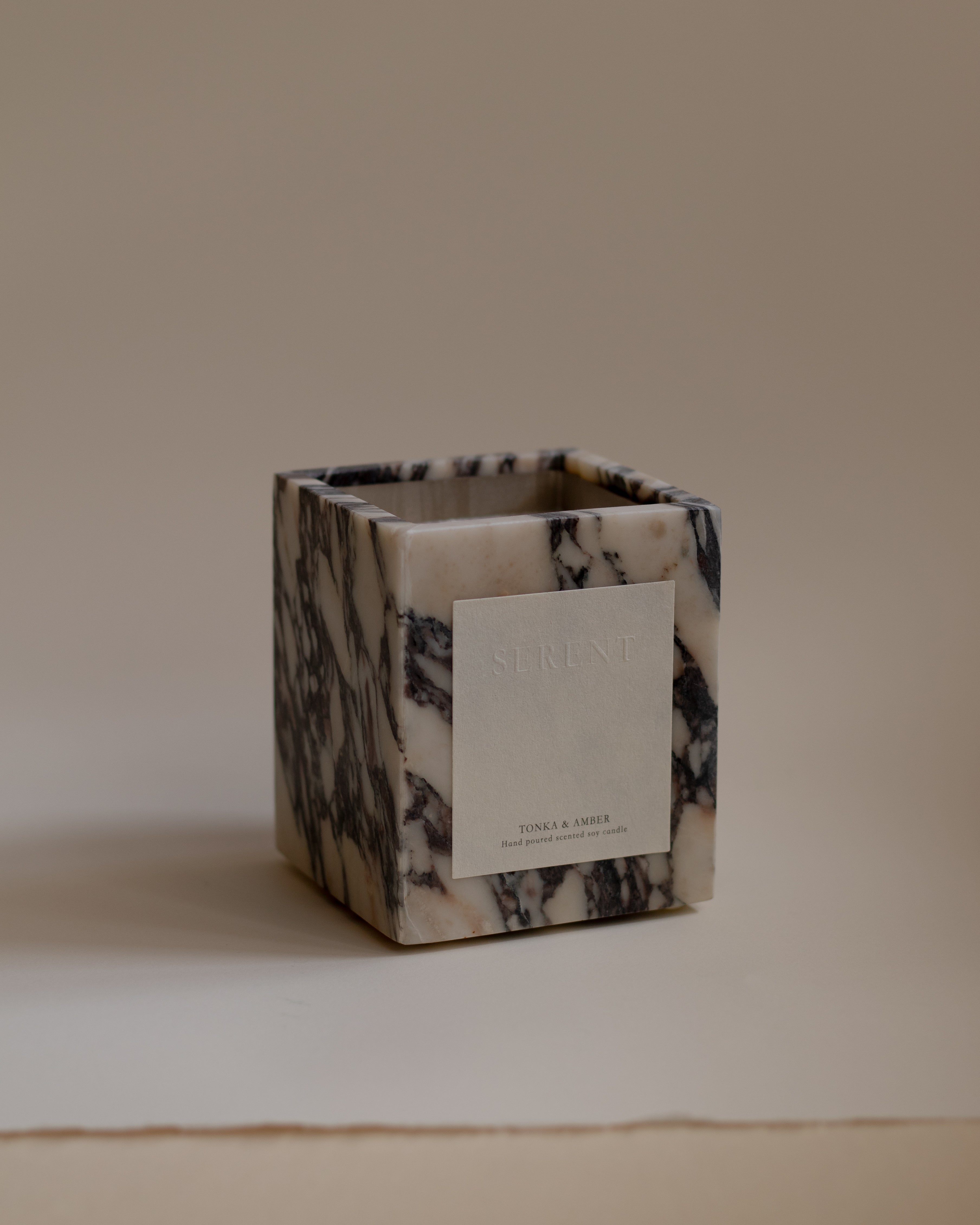 Tonka & Amber Candle  — Ash